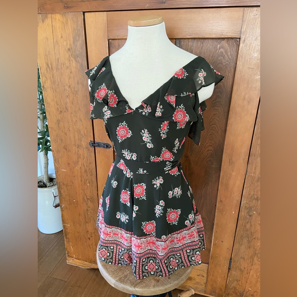 Guess Romper